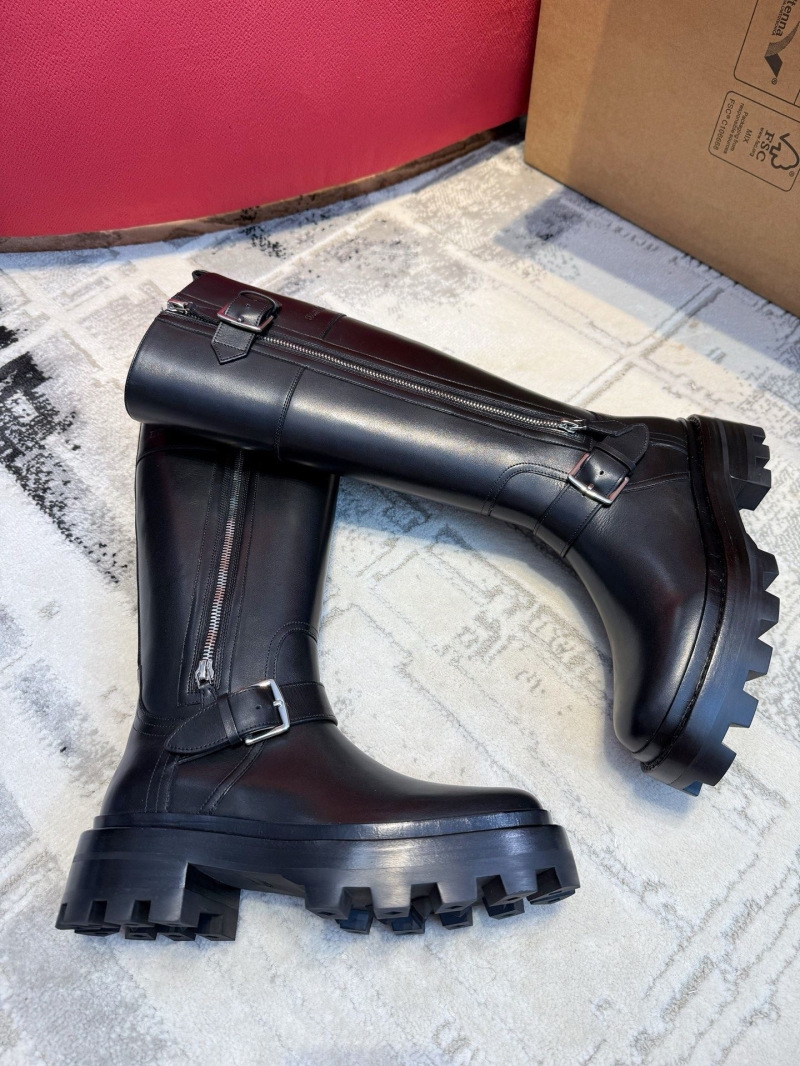 H**me5 boots